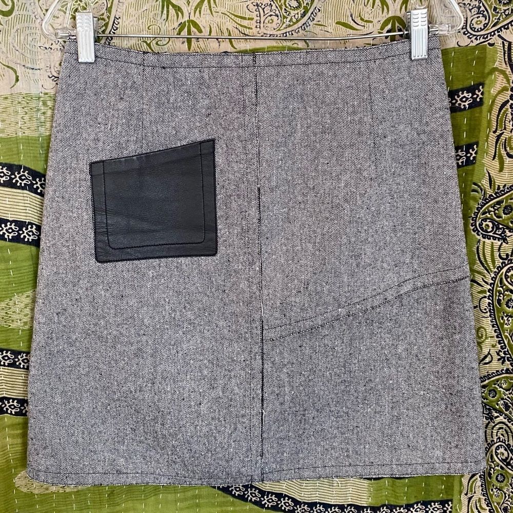 Sandro Gray Wool Blend A-Line Leather Pocket Mini Skirt Size 8 - Picture 2 of 16